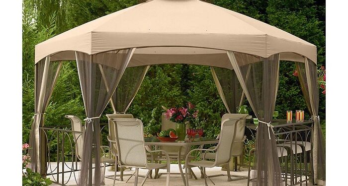 Closed gazebos for relaxation in the Art Nouveau style: advantages, types, materials and installation
