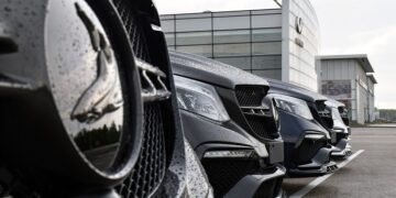 TOPCAR ELITE – premium car rental in Moscow and transparent service